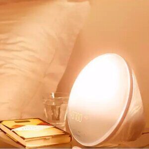 Philips SmartSleep HF3520 Wake-Up Light Sunrise Alarm Clock Nature Sounds Radio